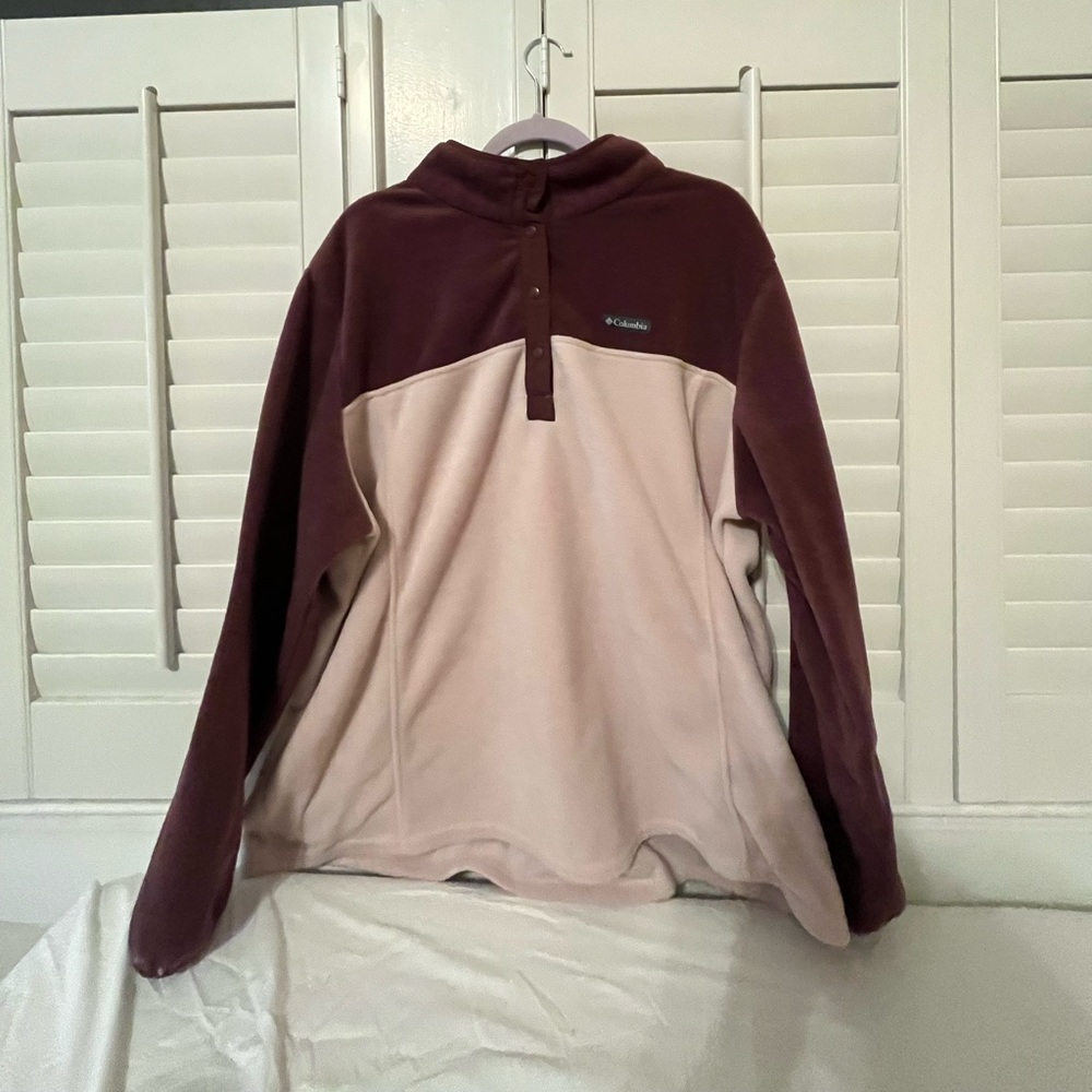 Purple and Pink Columbia snap button fleece. Size 3X.